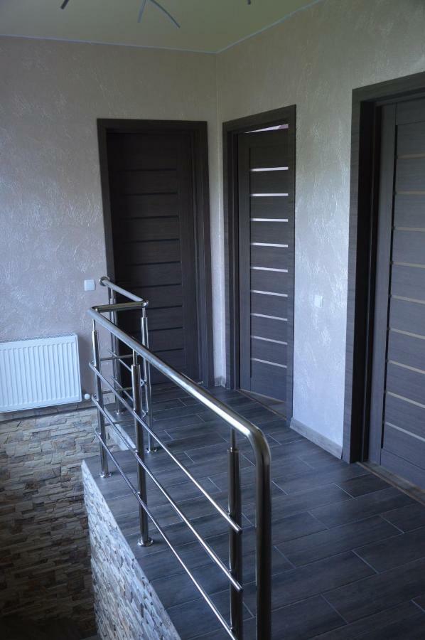 Willa Royal House Kamieniec Podolski Zewnętrze zdjęcie